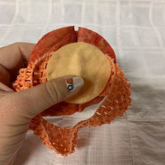 Handmade Infant Headband Peach Band Peach Salmon Flower Center Size Preemie B301 - Picture 8 of 10
